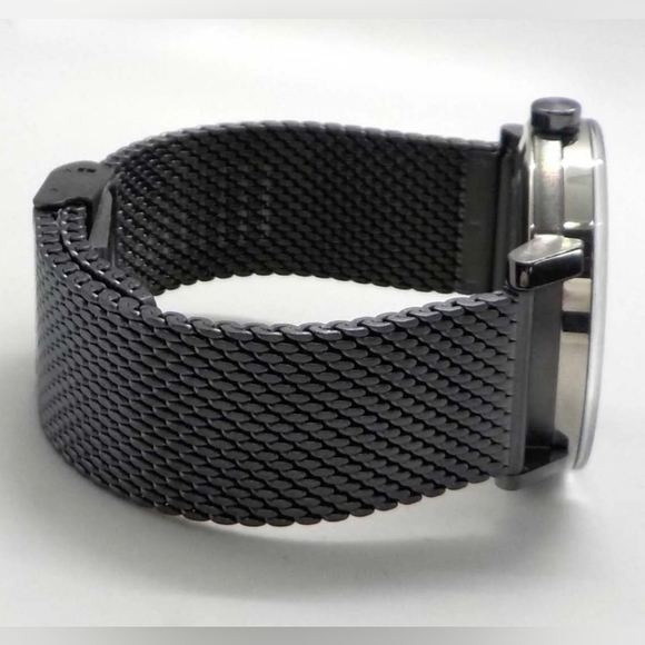 ***SOLD*** Movado Unisex Bold Evolution Quartz Grey Dial Watch - Picture 9 of 12